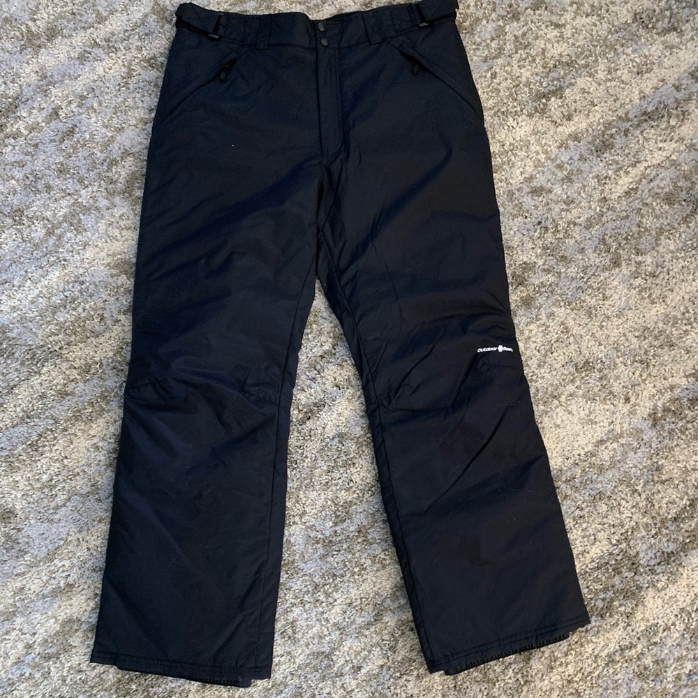 NWOT Men’s Lg Outdoor Gear Insulated Snow Pants.